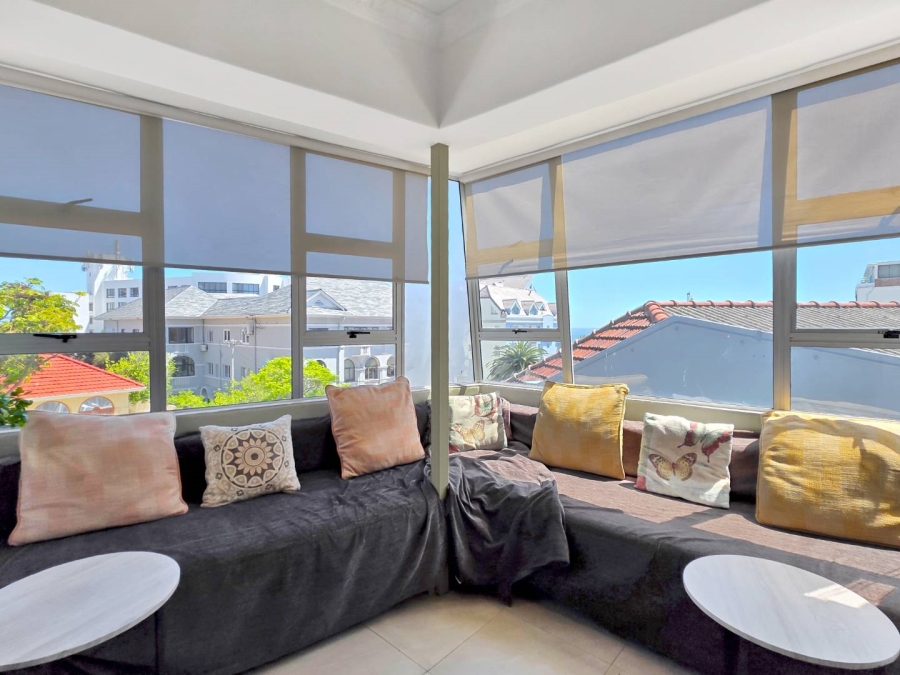 To Let 2 Bedroom Property for Rent in Sea Point Western Cape